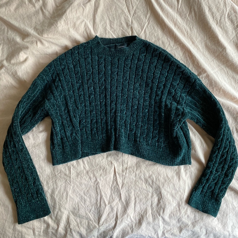 FOREST GREEN CROP SWEATER